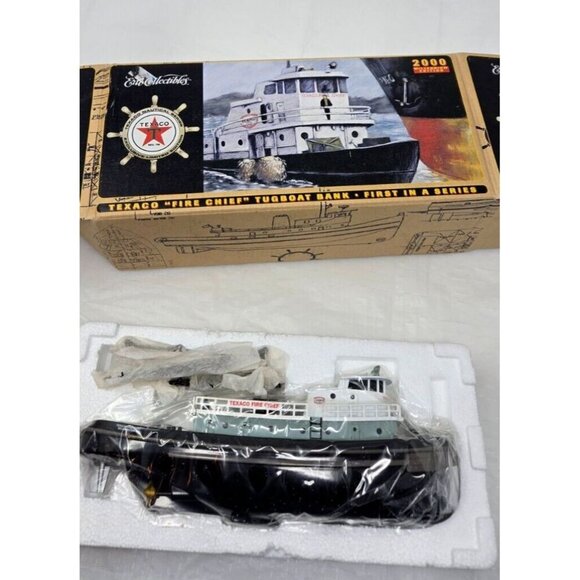 ERTL Collectibles 2000 Millennium Edition TEXACO Fire Chief Tugboat Bank - Picture 2 of 7